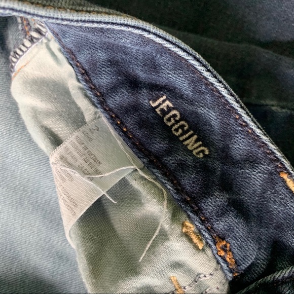 American Eagle Jeans - Picture 4 of 4